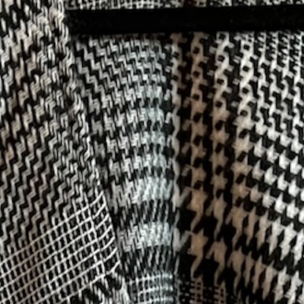 Modena Poncho - Picture 4 of 4